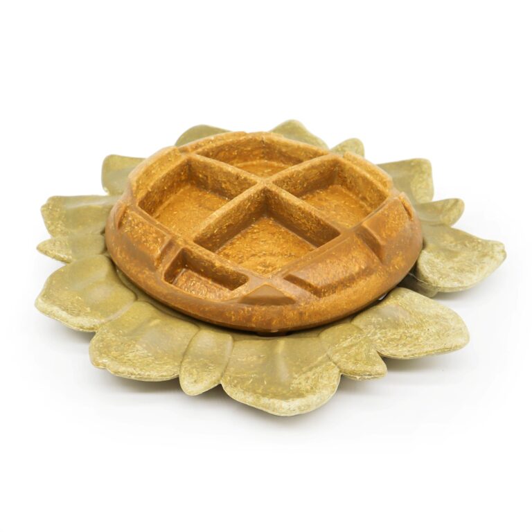 Sunflower shaped edible small animal food bowl and chew toy