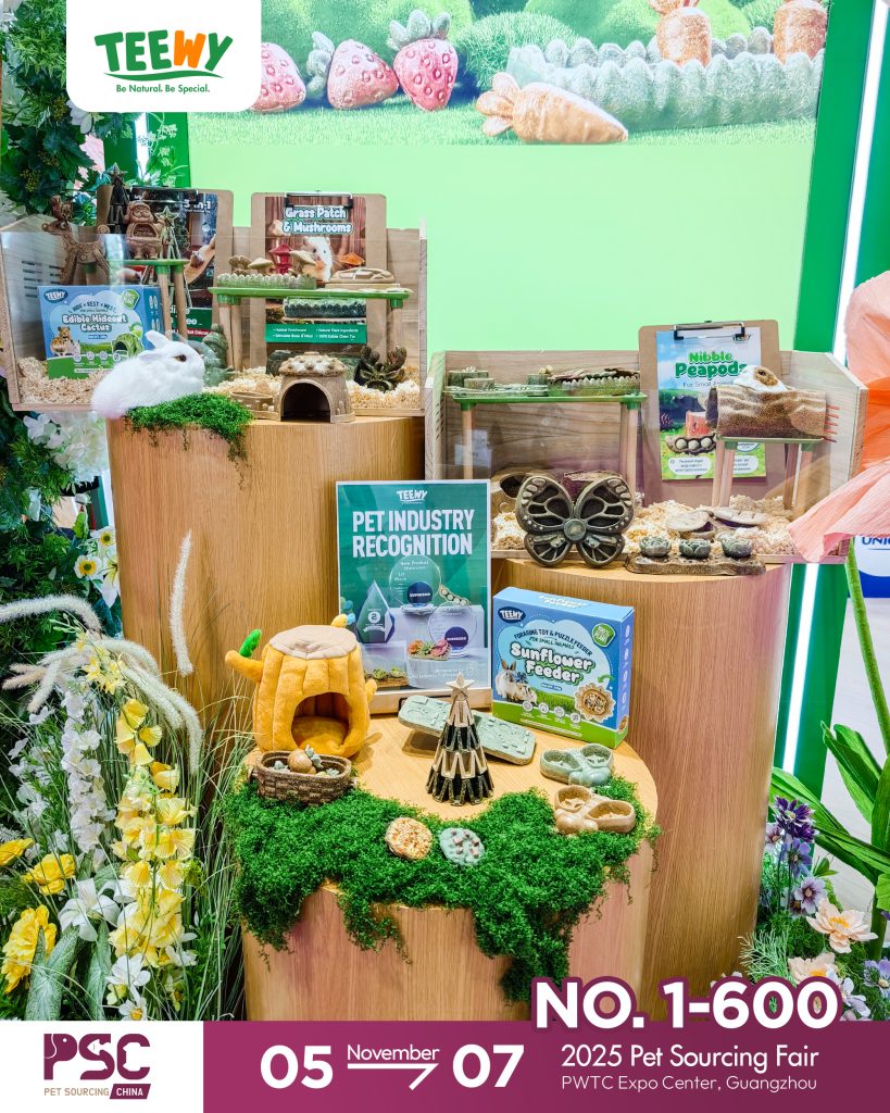 Vibrant display of Teewy's natural chew toys at Booth NO.1-600 in Guangzhou